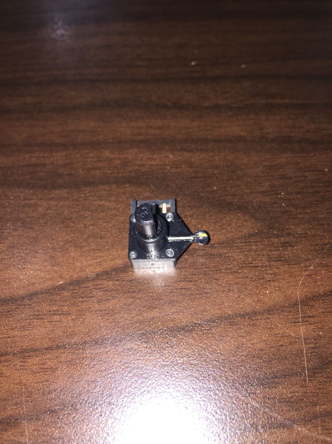 Cũng được, hay bị hư biến trở chuyển động
Nhưng không biết chổ bán linh kiện này để thay thế Cũng được, hay bị hư biến trở chuyển động
Nhưng không biết chổ bán linh kiện này để thay thế