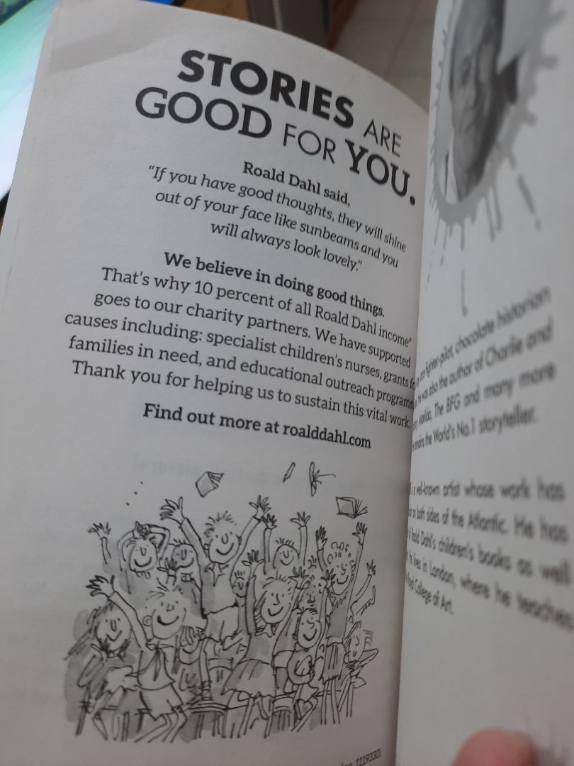 giao hàng siêu nhanh, nhận đc sách mình siêu ưng luôn tuy có bị nếp gấp ở bìa cuối chắc do vận chuyển nhưng không sao. Sách mùi thơm, chữ in rõ ràng. Cảm ơn nhà sách và Tiki❤