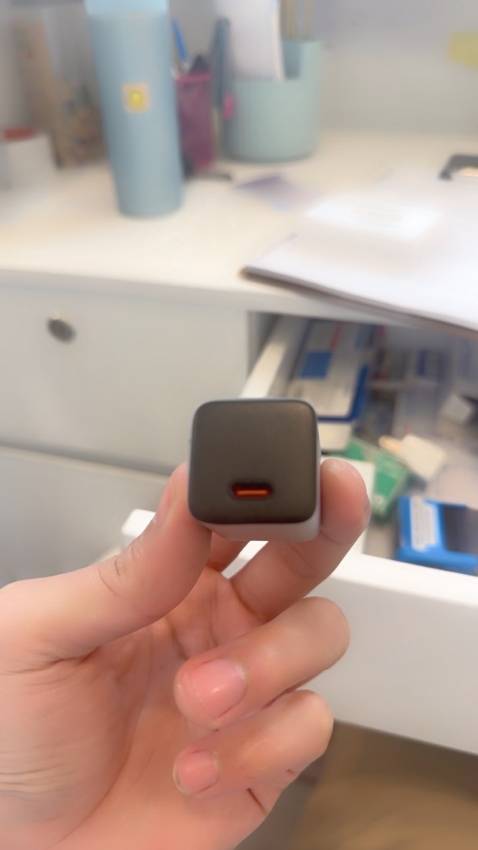 Hàng khá ok nha ae! Nên mua! Ko biết sài bền ko thôi! Chúc ae năm mới phát tài! Hihi