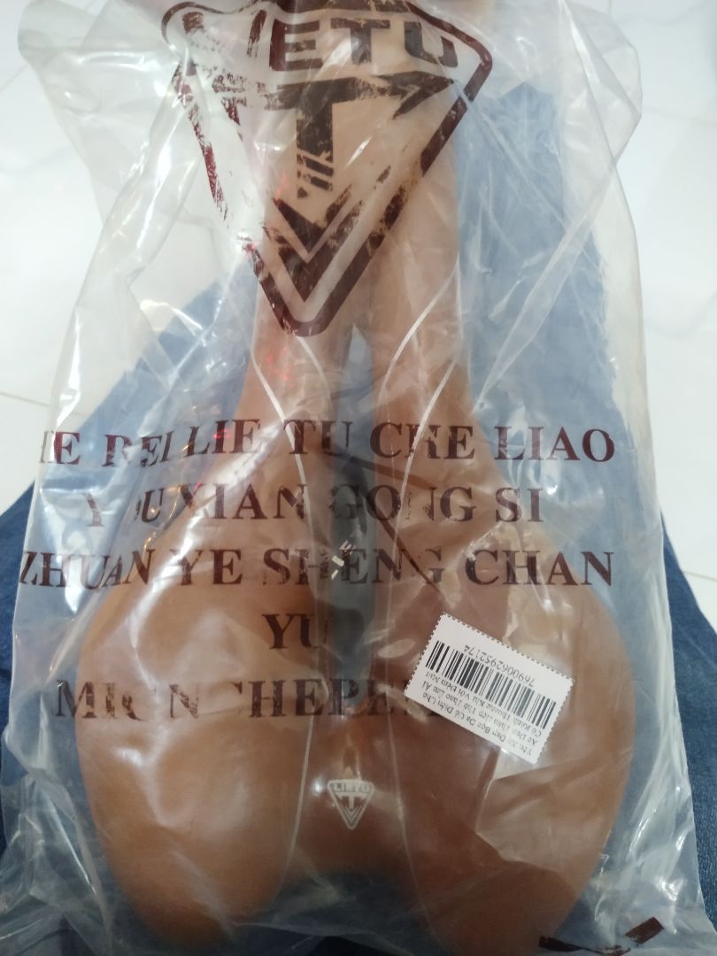 Yên to và đẹp chưa lắp nhưng mình sờ thấy độ êm và thoải mái. Ủng hộ shop và sẽ mua thêm các sp khác