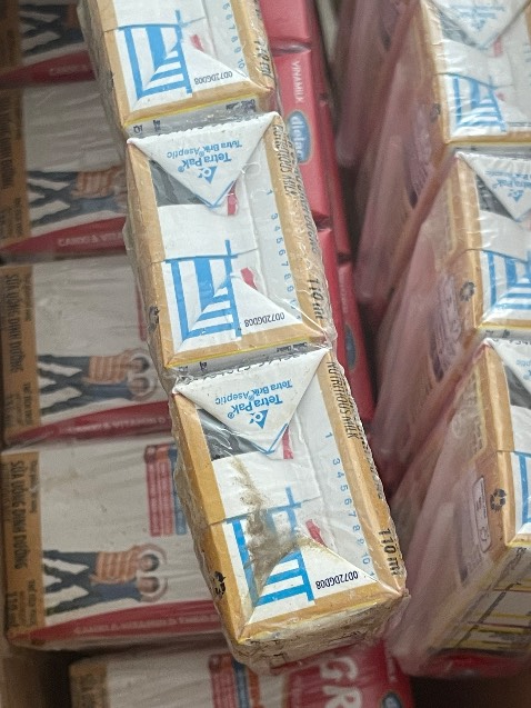 Cực tệ giao sản phẩm dùng cho con nít mà như thế này giết ngừoi ah yêu cầu xử lý gấp