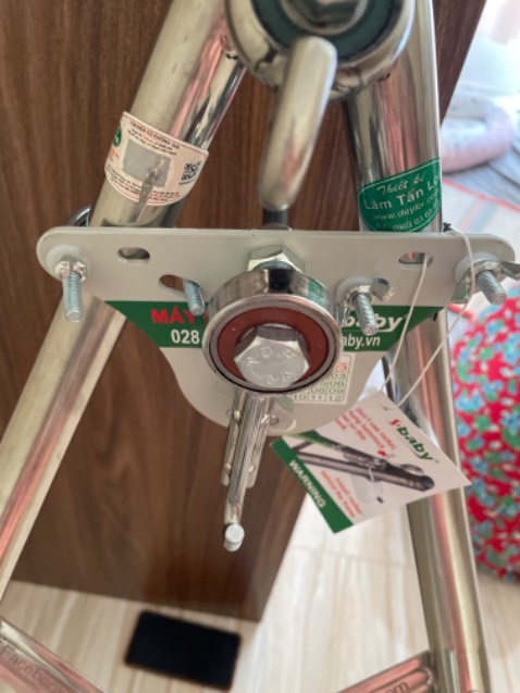 Nhận hàng thiếu ốc vặn, tiki xem lại