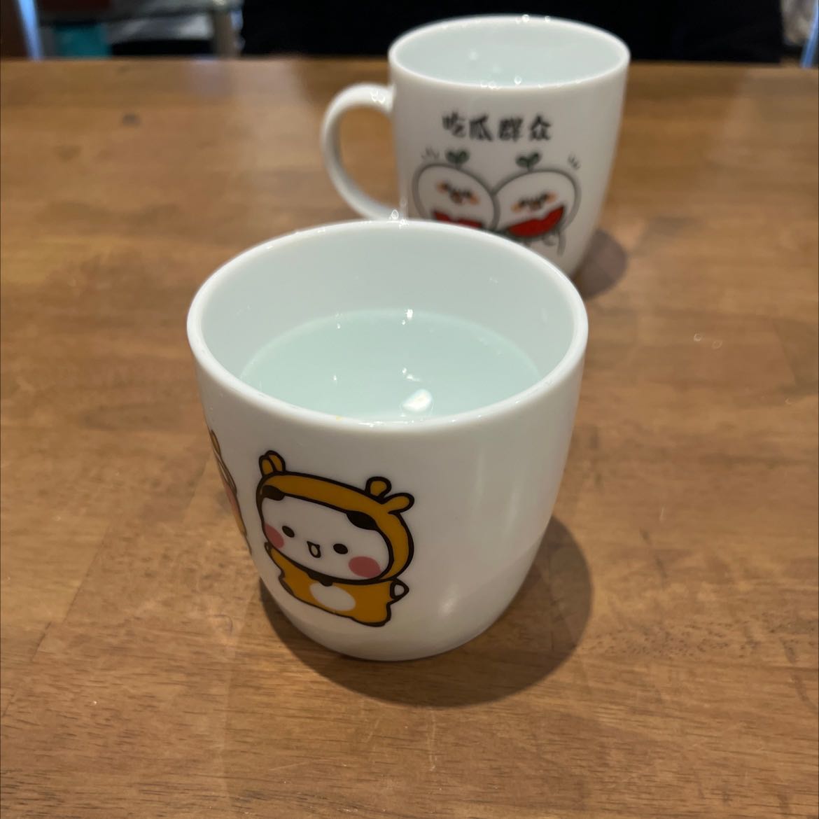 Quyển khá mỏng, tuy nhiên khá dễ đọc nếu muốn có cái nhìn khái quát về mozart