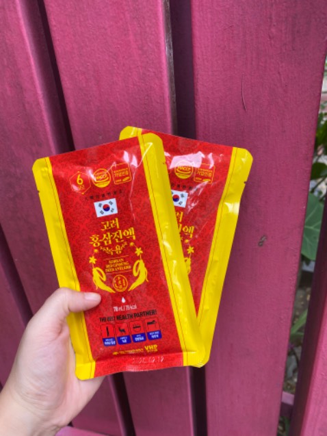 Mình đã uống sâm này nhiều lần rồi, rất tốt cho sức khoẻ và dễ uống nữa. Đang mệt mệt trong người dùng 1 gói vào là đỡ ngay, mua bảo quản trong tủ lạnh để uống lạnh cũng rất ngon nha. Recommend cho mọi người nên dùng thử 👍