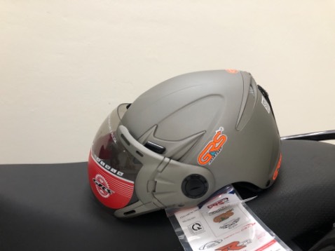 Mũ đội chắc chắn, màu đẹp, size vừa, đúng như quảng cáo. Chât lượng tốt.