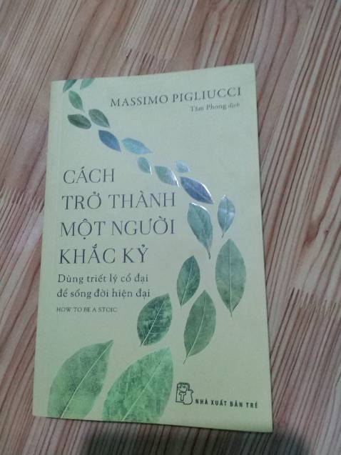 Sách in đẹp, có bọc màng co nên khi giao đến thì vẫn còn nguyên vẹn k quăn góc. Nội dung hơi khô khan, phù hợp với những bạn yêu thích triết học. Sách in đẹp, có bọc màng co nên khi giao đến thì vẫn còn nguyên vẹn k quăn góc. Nội dung hơi khô khan, phù hợp với những bạn yêu thích triết học.
