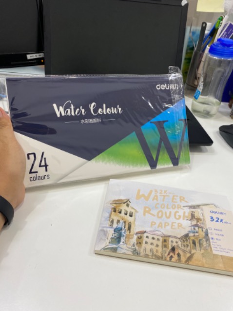 Với mục đích tô vẽ chơi chơi nên sản phẩm không có gì để chê ạ hihi Với mục đích tô vẽ chơi chơi nên sản phẩm không có gì để chê ạ hihi