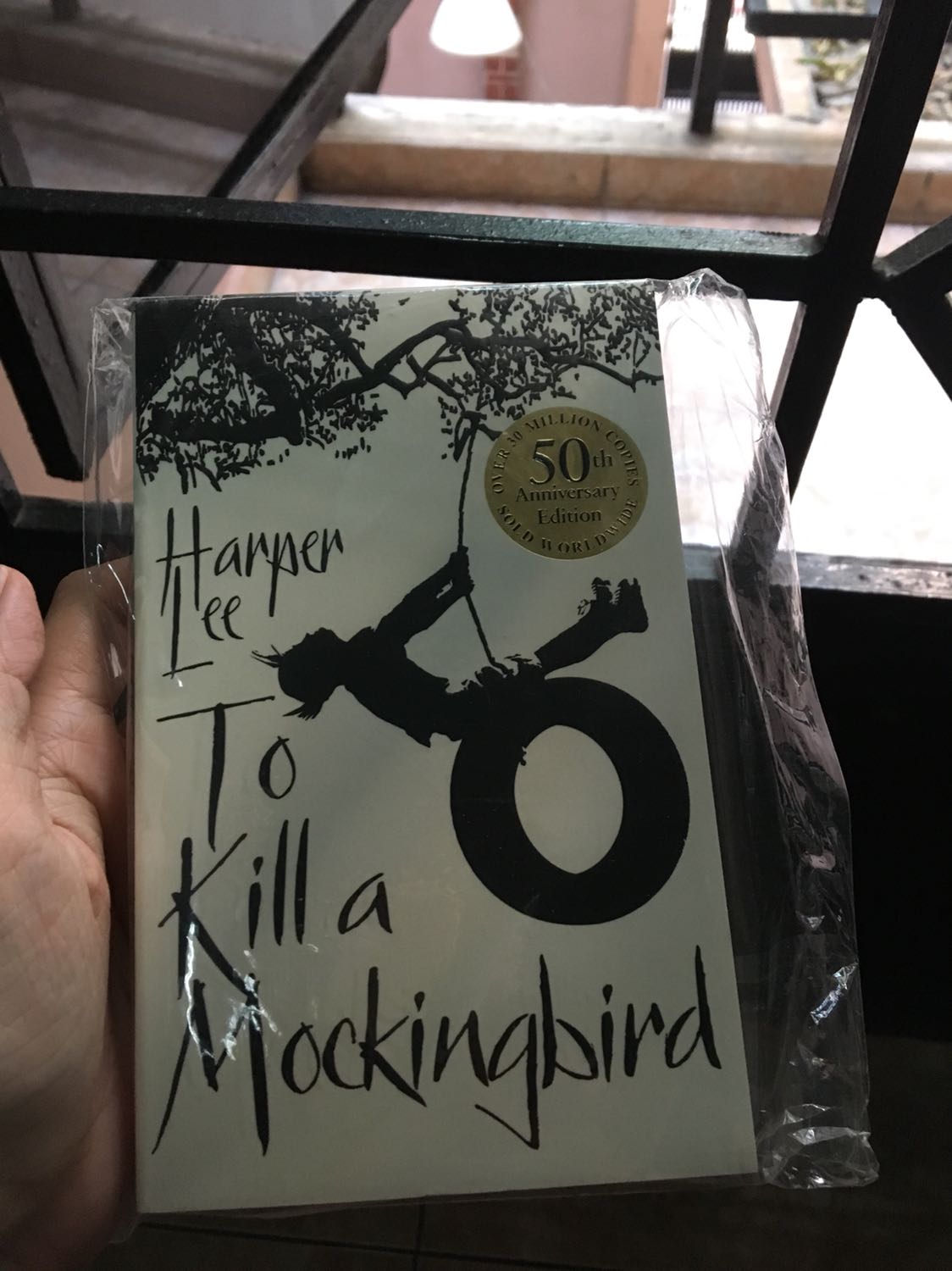 Lạ là sách được bọc trong bao như vậy. 
Sách đúng chất paperback gọn nhẹ, giấy ngã tí vàng để đọc không đau mắt, font chữ vừa. 
Tiki ship bao nhanh. Lạ là sách được bọc trong bao như vậy. 
Sách đúng chất paperback gọn nhẹ, giấy ngã tí vàng để đọc không đau mắt, font chữ vừa. 
Tiki ship bao nhanh.