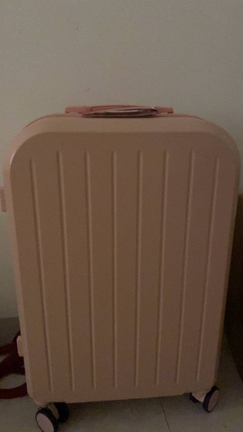 giao hàng nhanh 🤩🤩 đóng gói cẩn thận . màu giao đúng mà chất rất đẹp . giá cả lại rất phải chăng,hợp giá tiền cho cả hs và sv nữa