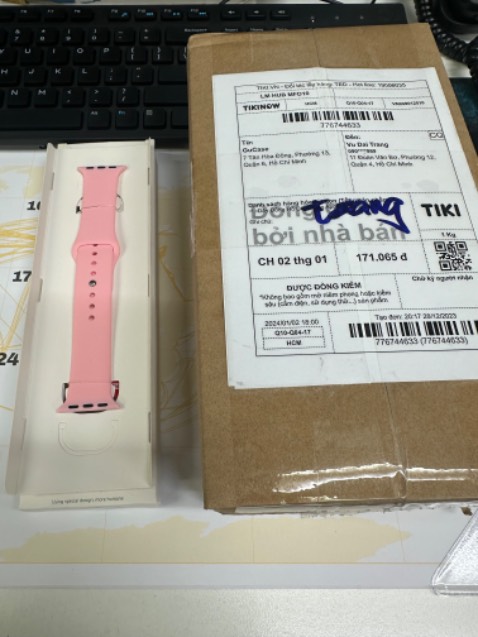 Giao sai hàng order. Đang yêu cầu Tiki thu hồi hàng sai về & hoàn tiền