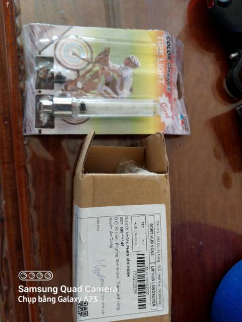 Giao hàng thì thiếu một bóng bóng còn lại thì không xài được ko cho sao nào luôn rất tệ