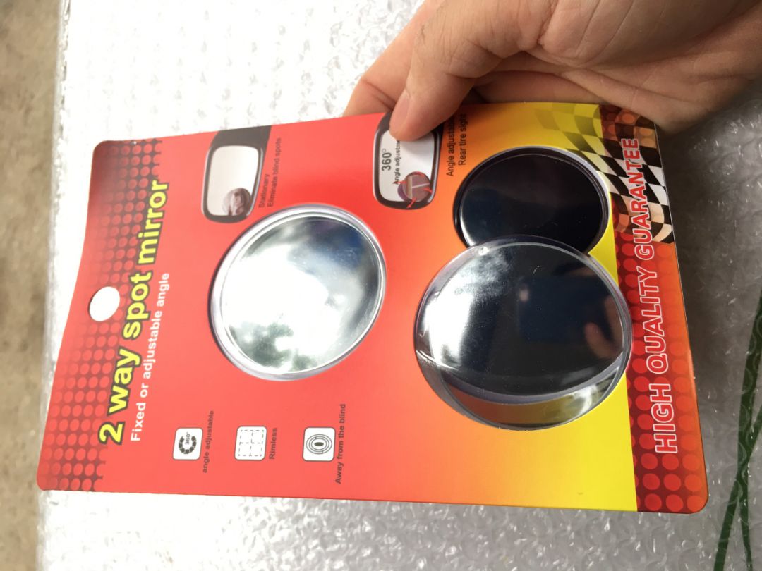 Gương chất lượng thực sự, viền sắc nét, hình ảnh ở vành không bị gợn sóng. Rất ưng. Giá cao hơn so với các loại khác nhưng thực sự thấy đáng đồng tiền. Ship nhanh thiệt Gương chất lượng thực sự, viền sắc nét, hình ảnh ở vành không bị gợn sóng. Rất ưng. Giá cao hơn so với các loại khác nhưng thực sự thấy đáng đồng tiền. Ship nhanh thiệt