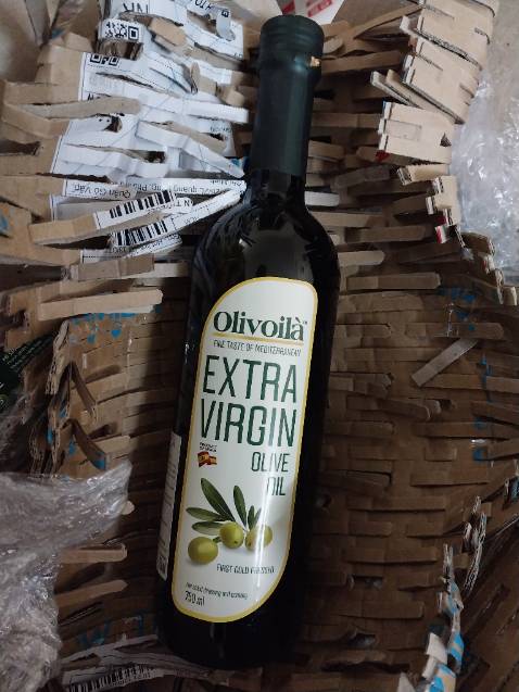 Hoàn hảo, đóng gói siêu cẩn thận, hàng mới, chất lượng, giá hợp lý, tặng kèm mì, toàn mua dầu olive trên tiki