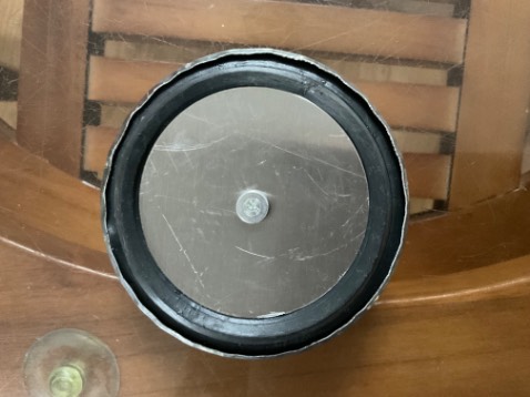 Hàng gia công, làm ẩu, chắc dùng được vài bữa