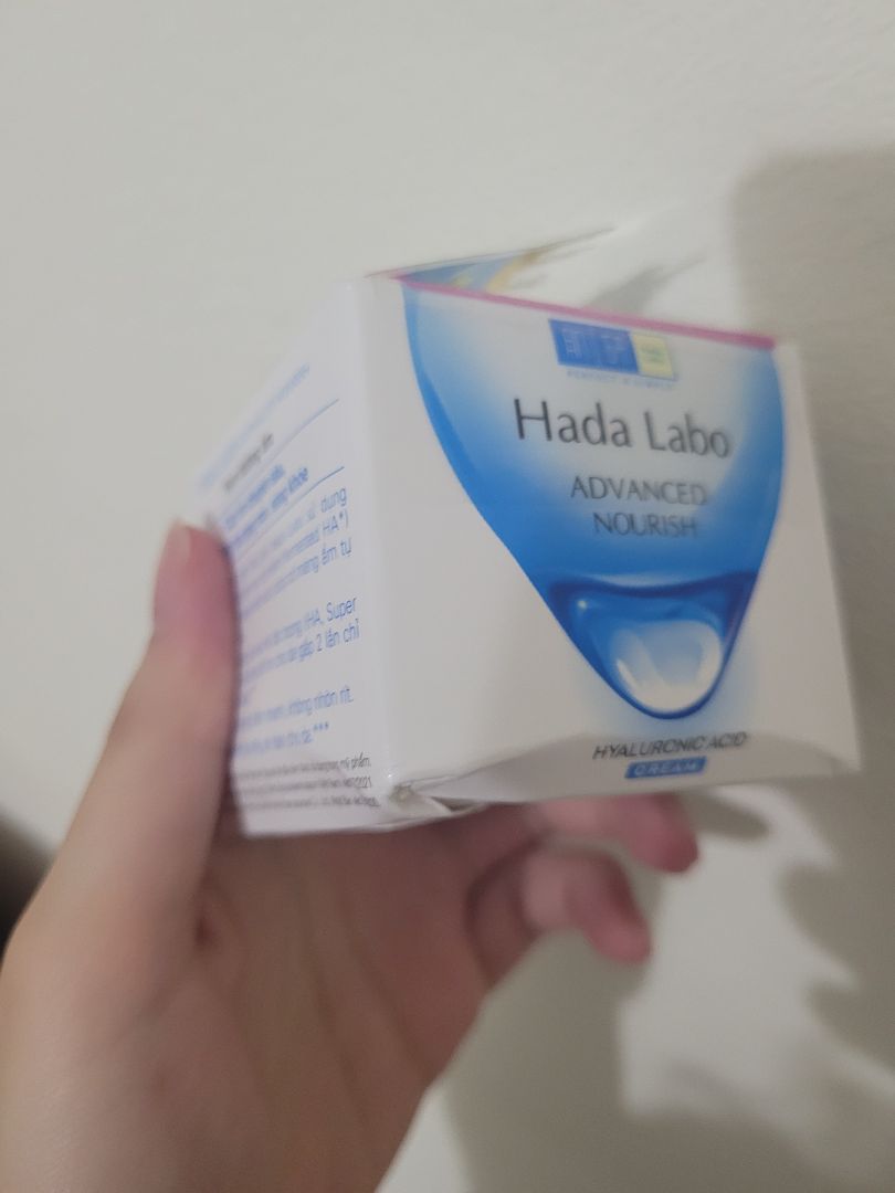 Sản phẩm ok. Mua tiki rẻ hơn, giao nhanh hơn sàn s nào đó. Nhưng đóng gói tệ quá. App thì lỗi, đỡ ko up ảnh đánh giá đc. Shipper thân thiện