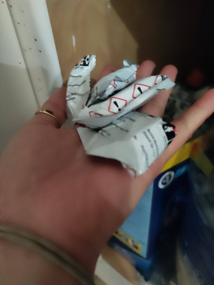 Mặc dù mua nhầm sang loại không có viên ball vẫn dùng, nhưng loại này dùng cũng được.