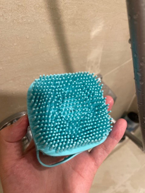 Ổn. Nhưng bình chứa xà phòng nghĩ nên cho ít r dùng 1 lần thôi, không có van nên k kiểm soát xà phòng bên trong được.