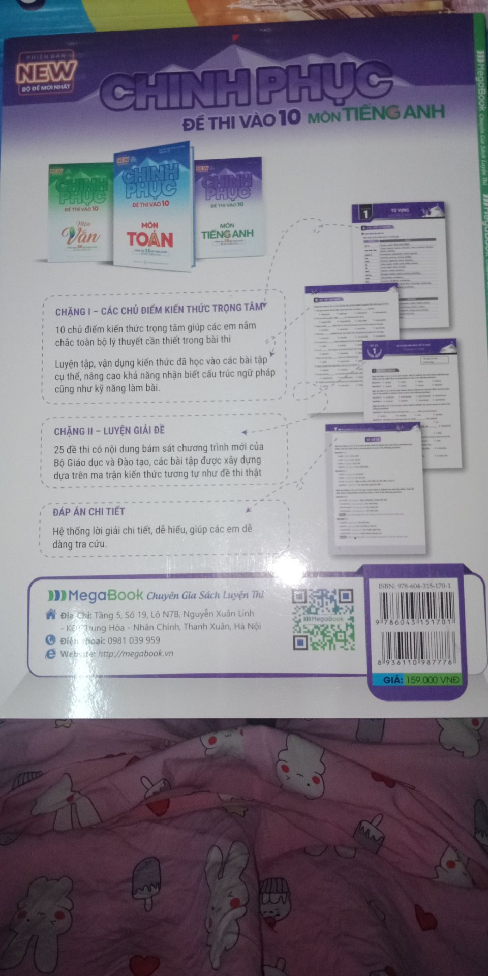 quển sách có hơi bị chầy xước 1 chút nhưng bên trong vẫn rất ổn.Shop giao hàng nhanh và giá cx khá là hợp lí. Nội dung của sách khá là hay