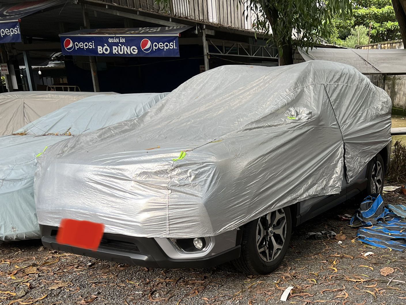 Giao hàng không đúng với mô tả sản phẩm, nhắn tin không được shop hỗ trợ.