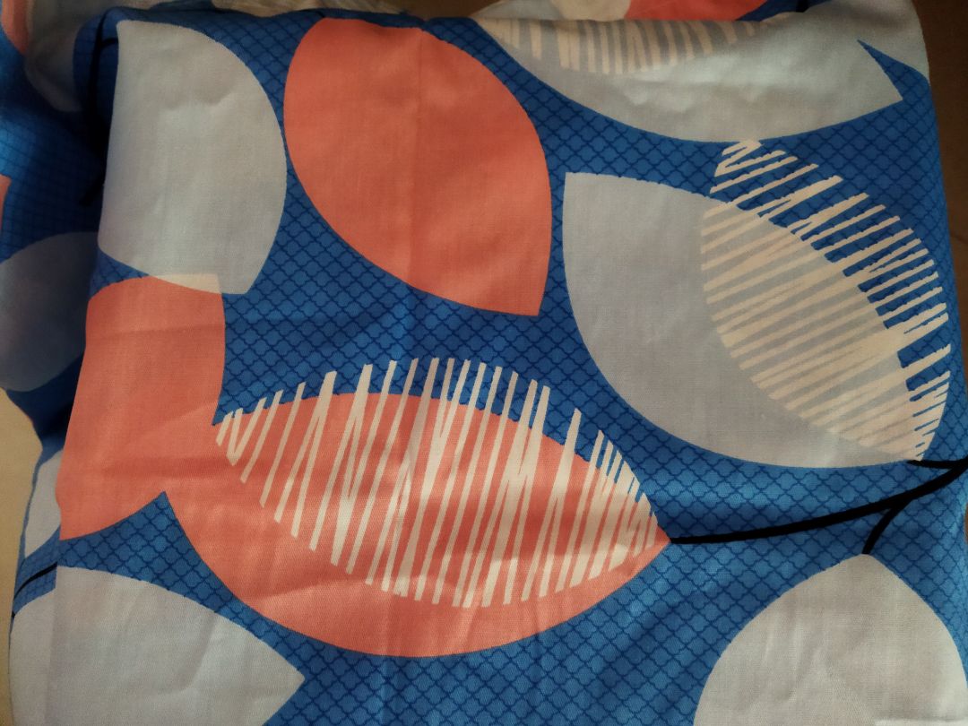 giao đúng kích thước, đóng gói kĩ trong túi zip. Bao gối chất lượng tốt với tầm giá, sẽ mua thêm vào lần tới