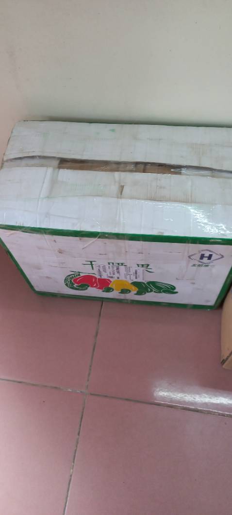 Đóng gói cẩn thận. Đã mua lần thứ 3. Mực in rõ ràng sắc nét. Shop uy tín, mọi người nên mua nhé, rẻ hơn gọi thợ đổ mực nhiều. Sẽ mua lại những lần sau.