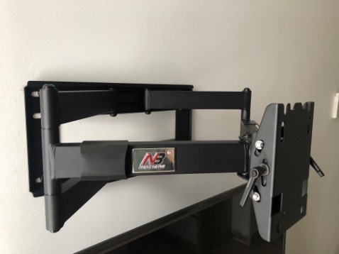 dễ lắp ráp, rất vững, đu lên được luôn