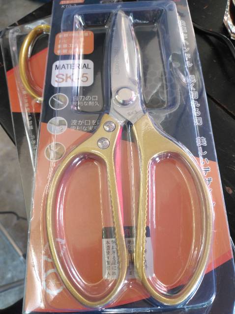 Hàng kém. Giao không đúng như hình ảnh.
Nhờ người nhận giúp chứ nếu không sẽ không nhận hàng như này.