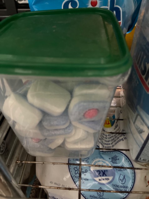 Vẫn phải đổ ra hộp nhựa cho gọn cho gọn chỗ. Còn nói chung ok ko có vấn đề gì