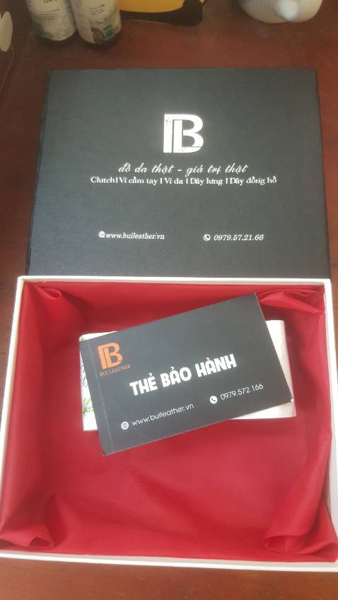 Đầu khóa rất đẹp. Đóng gói tốt. Giao hàng nhanh. Dây hơi mỏng xong phù hợp với tầm tiền đó . Thiếu vòng da nhỏ kèm theo dây lên hơi buồn.