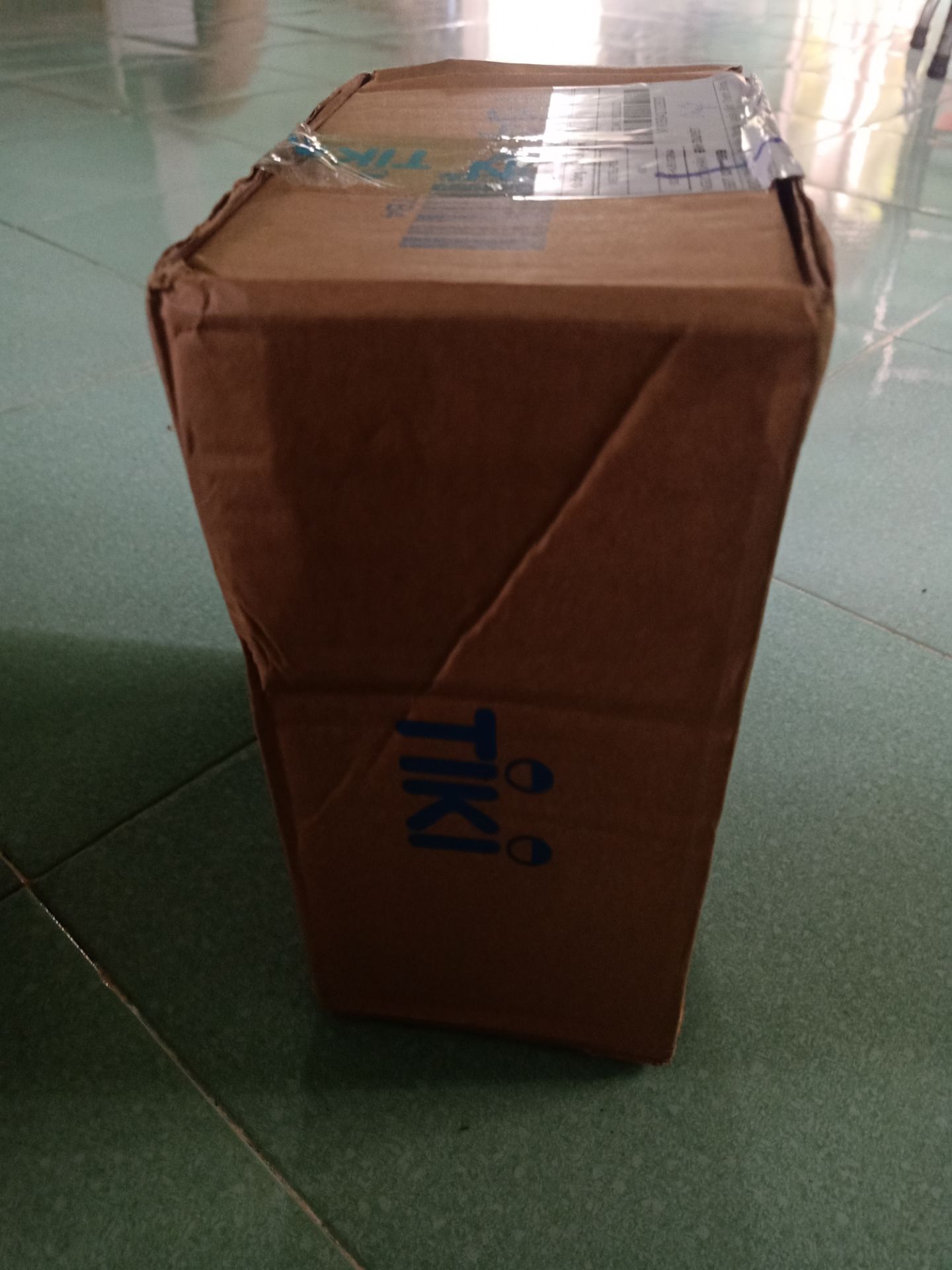 Đóng gói cẩn thận, giáo hàng nhanh, mùi dầu gội rất thơm!