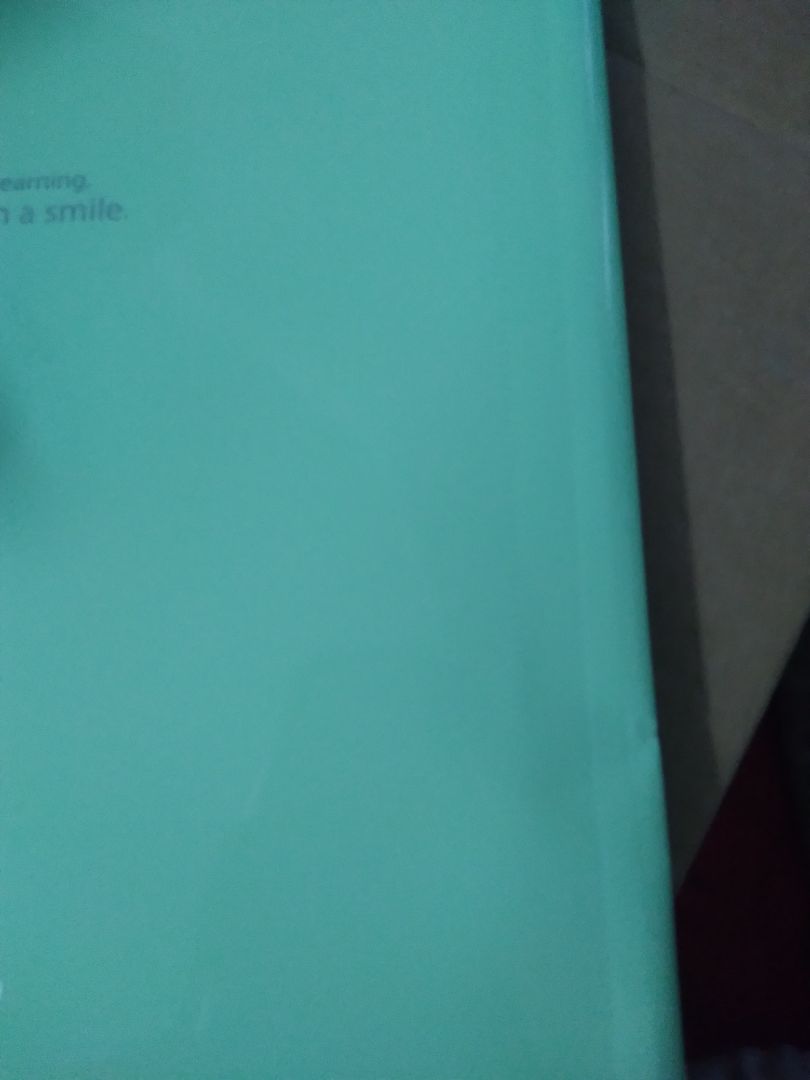 Bỏ hộp nhỏ hơn bị gấp khúc, bản thân tôi rất nâng niu đồ dùng của mình, nhìn thấy hơi xót. Không như tưởng tượng cho lắm nhưng thấy cũng khá ok. Chất liệu dày. Với số tiền này cũng khá là hợp lí rồi ??