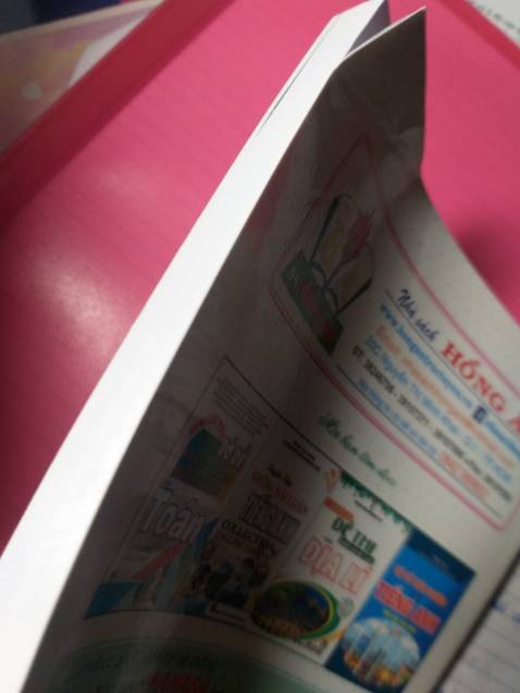 Sách giao nhanh ,đóng gói tốt ,phân loại đầy đủ các dạng bài tập.Mà ở góc sách hơi cong 1 xíu :(( 
5 sao 9đ rưỡi