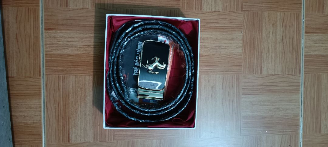 sản phẩm đẹp nhìn rất xịn đóng gói rất cẩn thận ,tiki giao hàng khá nhanh khá hài lòng