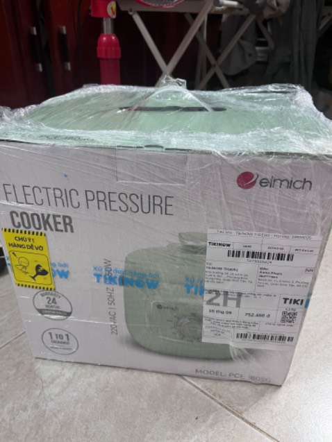 Giao hàng siêu nhanh, đầy đủ phụ kiện, giá sale rrr, nồi đẹp, màu rất dễ thương