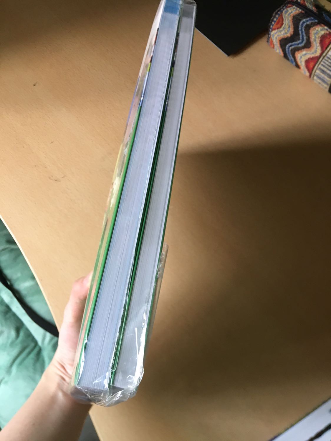 Tiki giao hàng rất nhanh. Anh shipper tốt bụng thân thiện.
Đóng gói tốt. Chất lượng sản phẩm rất tốt.
Mua sách trên tiki chưa bao giờ làm mình thất vọng 👍