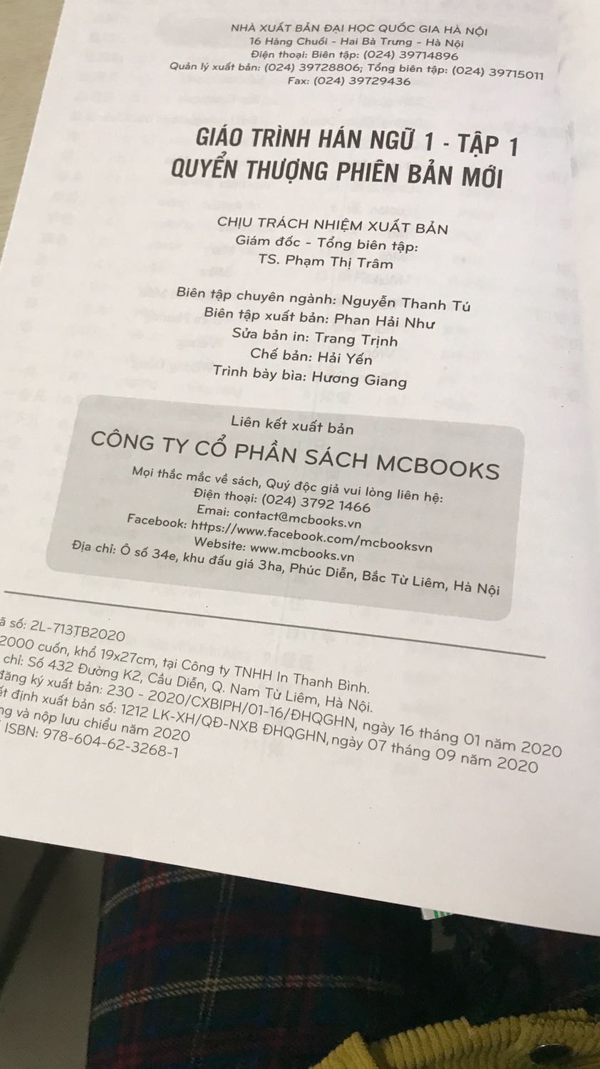 Lần đầu mua của vatada, rất hài lòng, sách của nxb đh qgia, được tặng sách tập viết, in đẹp, in chiểu 100% 2020. Giao hàng siêu nhanh, mình mới đặt chiều qua mà sáng nay đã nhận đc hàng, tặng nhà sách 5***** Lần đầu mua của vatada, rất hài lòng, sách của nxb đh qgia, được tặng sách tập viết, in đẹp, in chiểu 100% 2020. Giao hàng siêu nhanh, mình mới đặt chiều qua mà sáng nay đã nhận đc hàng, tặng nhà sách 5*****