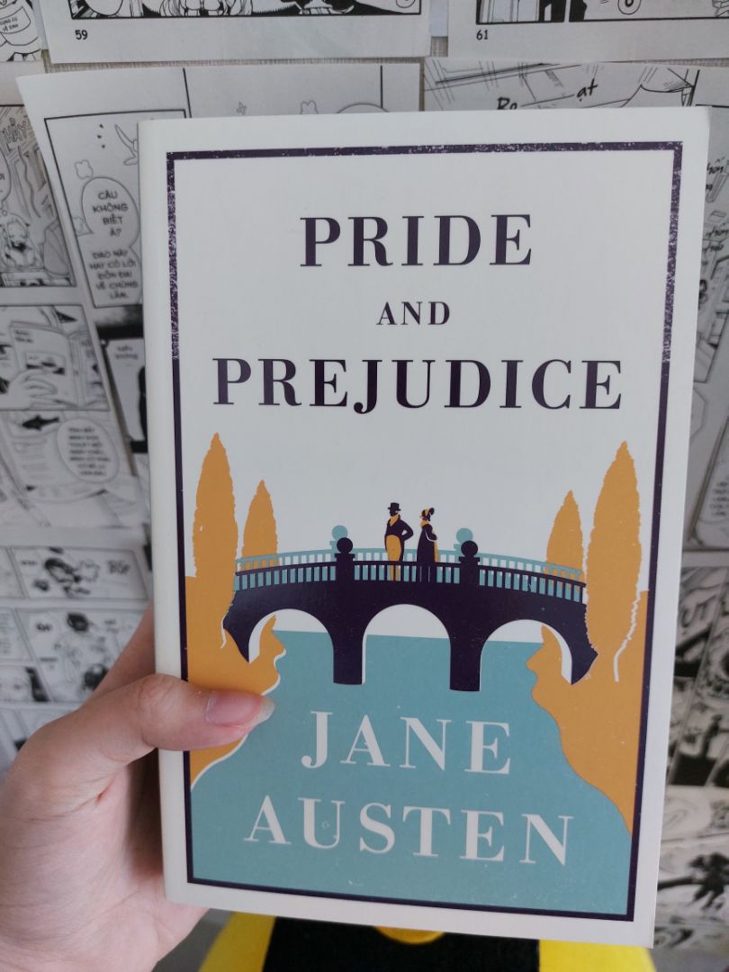 đóng gói đẹp, chỉn chu. Truyện rất đẹp không trầy xước hay cong. Mình đã đọc bản tiếng việt và xem 2 bản phim của tiểu thuyết này, nên không kìm được mà mua luôn bản gốc. Nói chung rất hài lòng nhé.