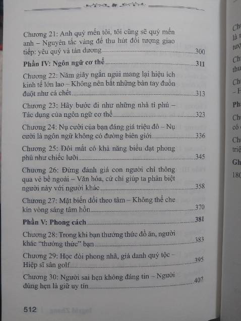 Tiki luôn là nền tảng duy nhất tới thời điểm này mà mình mua sách nên không có điểm gì để chê về chương trình sale, tốc độ và chất lượng giao hàng của Hãng. Khả năng rất cao các bài review của mình sẽ luôn là 4 hoặc 5 sao và sách nào hay lắm mình mới review.
  Về sản phầm thì phải nói đây là một cuốn cẩm nang cực kỳ nổi tiếng và phổ biến và nếu bạn để ý thì các video/ bài viết chỉ cách ăn mặc/ giao tiếp/ phong thái trên mạng hình như đều tham khảo nội dung cuốn sách này. Đây là những chỉ dẫn cơ bản, thiết yếu bạn phải chuẩn bị tốt trước khi bước vào đời đặc biệt là cho ai có thái độ xem nhẹ vai trò của hình tượng mà chỉ đặt nặng trình độ. Chúc các bạn mua và đọc sách vui vẻ nhé !!!