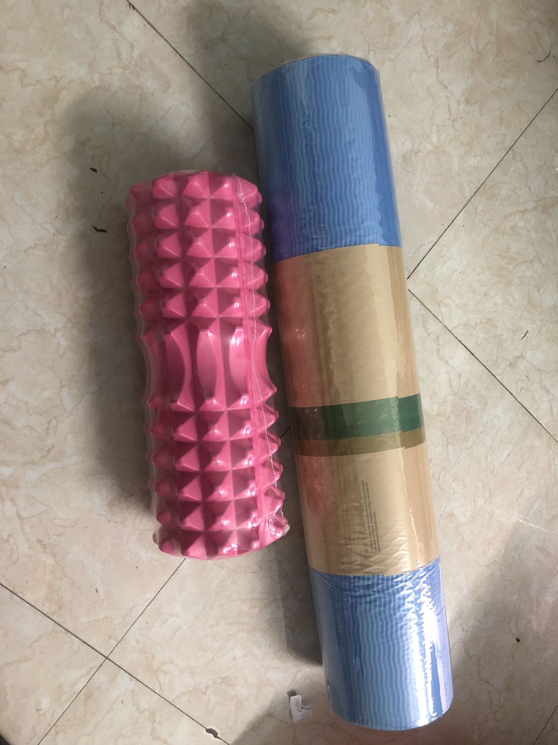 Chọn màu đen nhận được màu hồng.