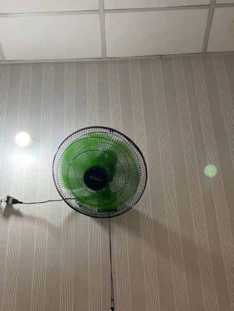 Quạt êm, mới gắn sài tốt, cần thời gian đánh giá thêm Quạt êm, mới gắn sài tốt, cần thời gian đánh giá thêm