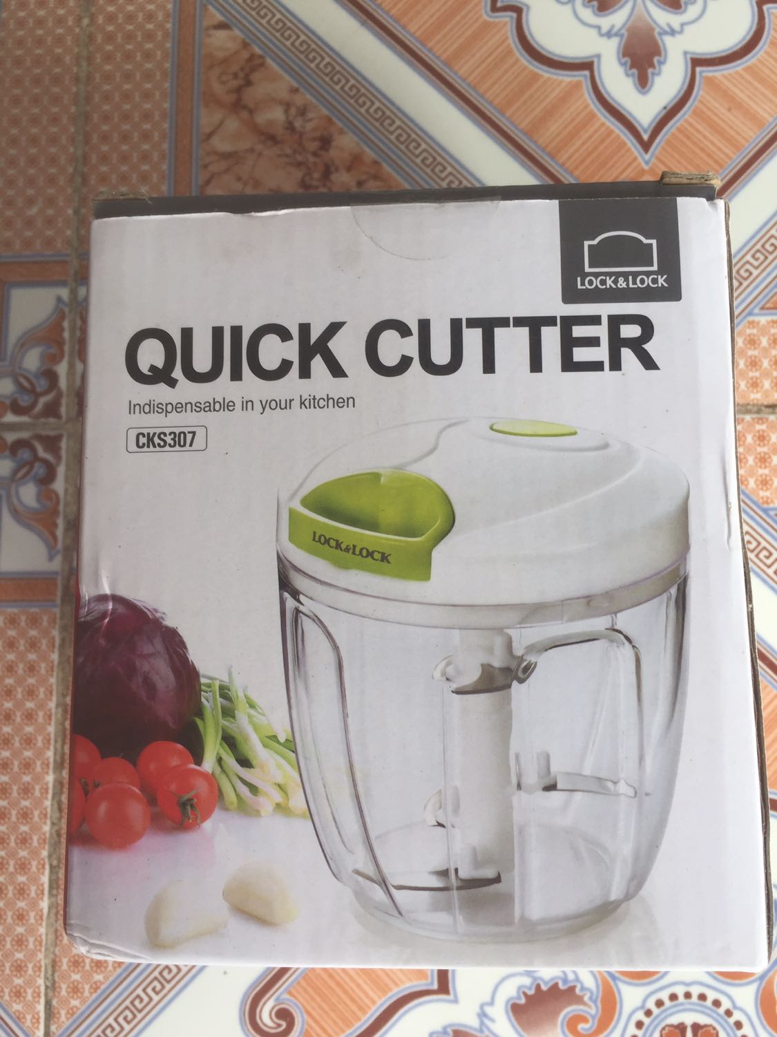 Để là quick chopper mà bán quick cutter là thấy ko thích rồi, mua rất nhìu so này của lock nhưng lần này mình sang nhà bán khác thấy rẻ hoá ra bị lầm, chất lượng thì chưa biết nhưng mình ko thích bị ***
