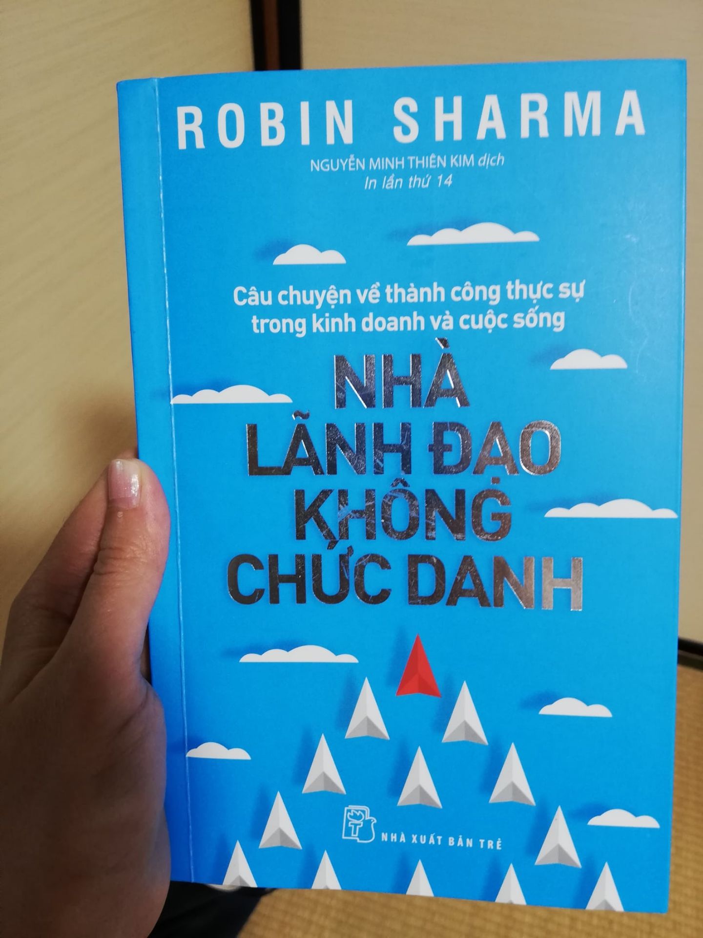 Giao hàng nhanh
Tiki luôn tuyệt vời, gói đẹp
chất lượng sách Tuyệt vời ông mặt trời
Về nội dung sách: toàn những tác phẩm bán chạy toàn cầu thì chất lượng không phải bàn.
Về giá cả: rẻ không tưởng

Xin cảm ơn TIKI ❤️❤️❤️
