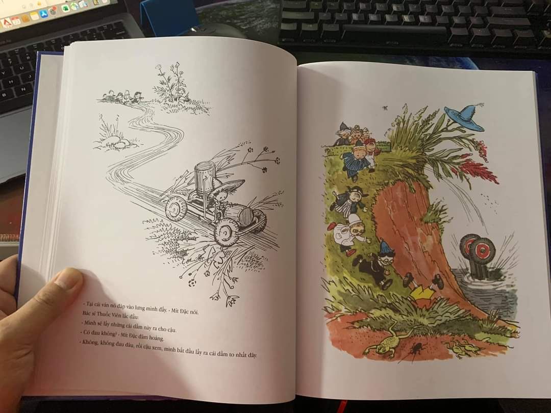 Tại bố cháu ko tìm được bản ebook có tranh màu này. Nên phải xuống tay chơi analog.
Giao nhanh, chất đẹp, miễn chê ạ.