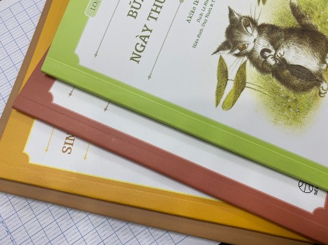 Mua luôn mấy cuốn, thấy sách bên sop khá ưbg