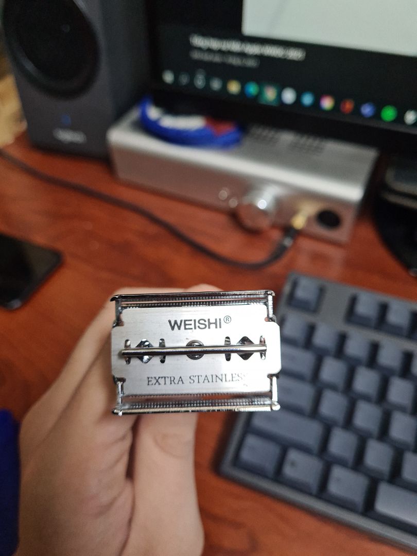 - Bóng, đẹp.
- Cầm đầm tay.
- Chất lượng tốt.