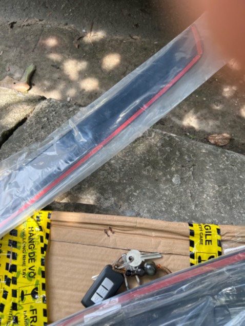 *** mẹ Hàng k bọc cẩn thận giao hàng vỡ 2 cái