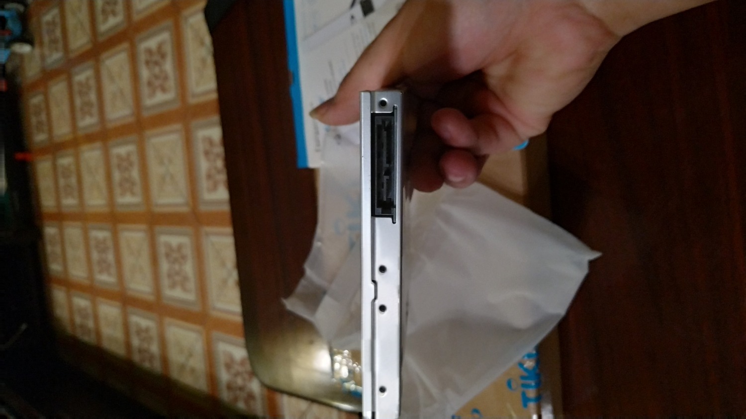 Chất lượng sản phẩm tốt, phù hợp với giá tiền. Chất lượng hoàn thiện tốt hơn các sản phẩm khác. Thời gian giao hàng nhanh Chất lượng sản phẩm tốt, phù hợp với giá tiền. Chất lượng hoàn thiện tốt hơn các sản phẩm khác. Thời gian giao hàng nhanh