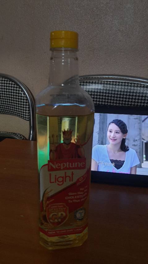 Tin tưởng nhà bán hàng nên mua, phù hopjwj nh cầu của mình (đánh giá hàng trên ti ki giờ hệ thống hay bị đơ)