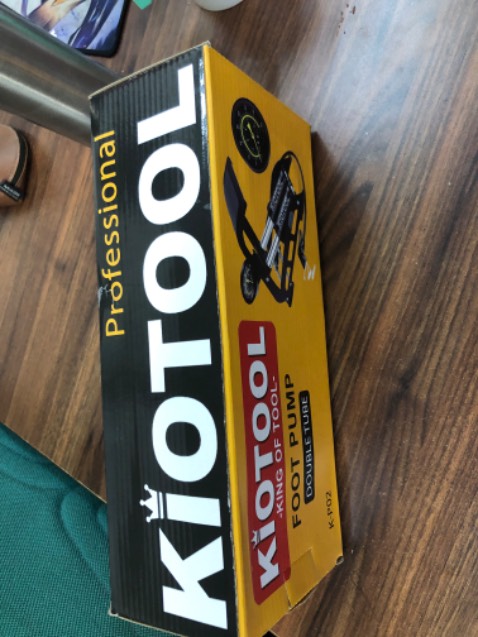 Mới *** thử về cơ bản thấy ok, bơm mạnh, nhanh,  độ bền thì chưa biết như nào. Có điều đồng hồ hiển thị áp suất không chính xác ( đồng hồ hiển thị khoảng 38 PSI, thực tế chỉ khoảng 10 PSI ). Dù sao vẫn đánh giá 5 sao vì bơm này cũng chỉ để chống cháy tạm thời ,đồng hồ ko quan trọng lắm