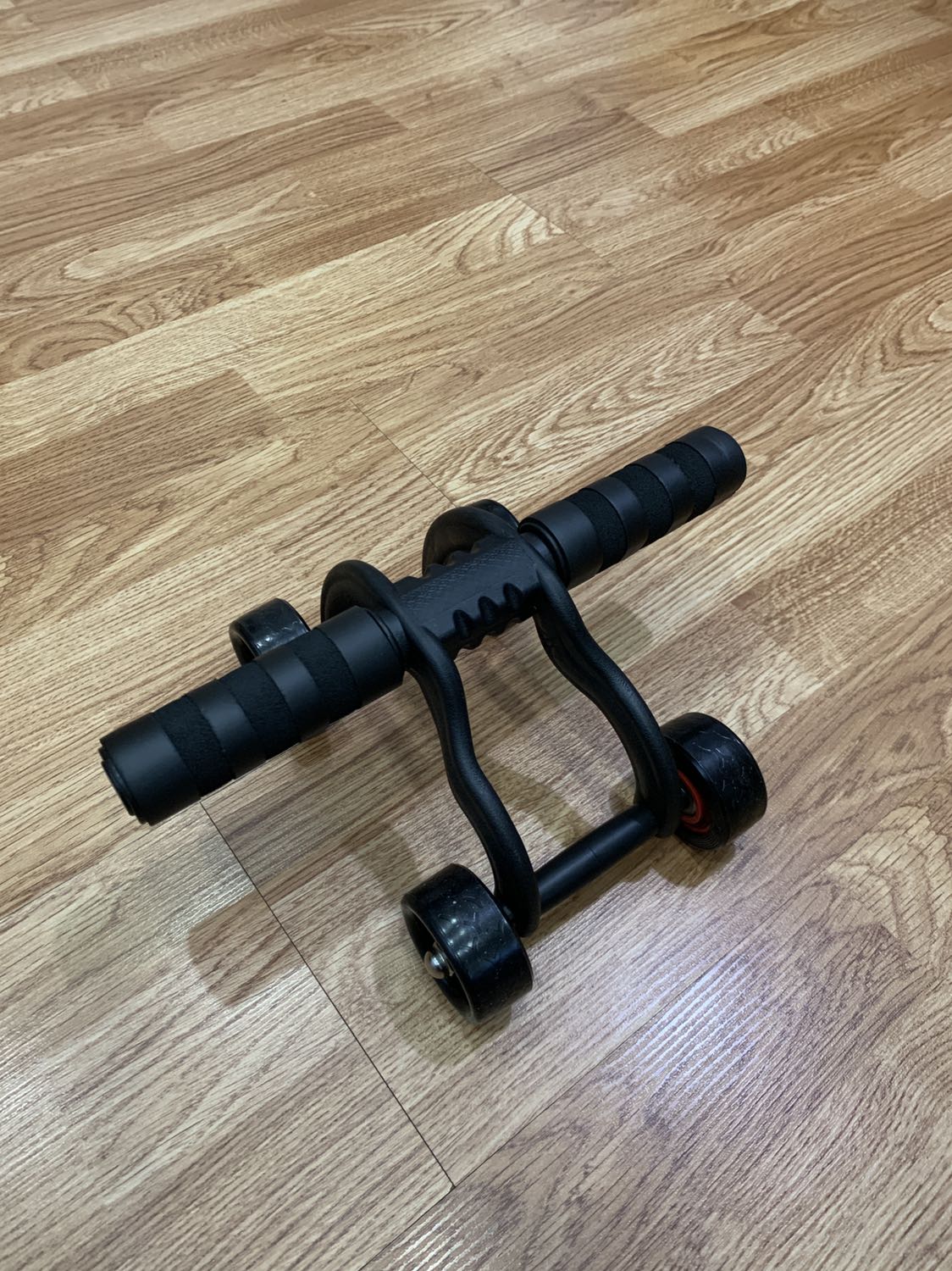 Sản phẩm rất đẹp và chắc chắn. Giao hàng nhanh. Cảm ơn shop nhiều. Sẽ ủng hộ lần sau.